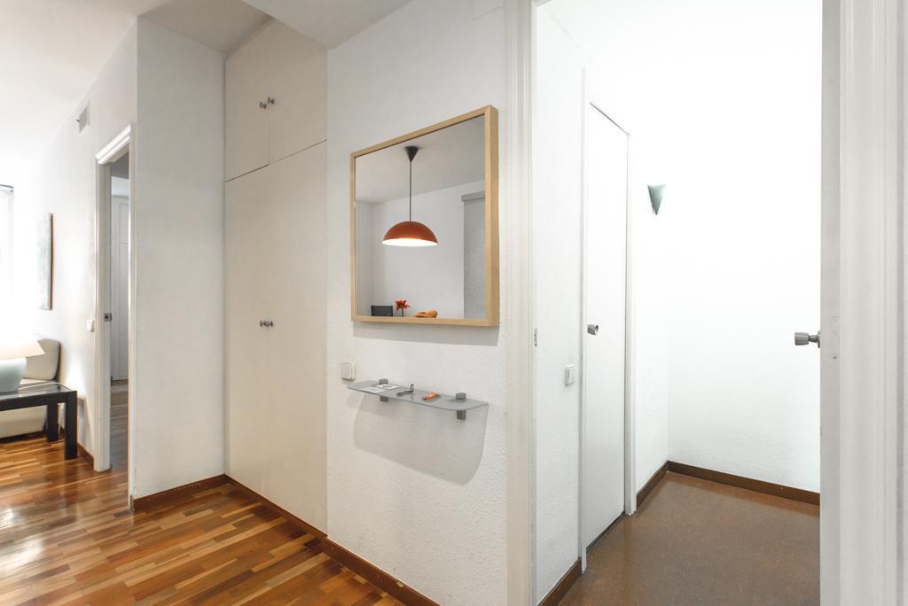 Sweet Bcn Apartments バルセロナ エクステリア 写真